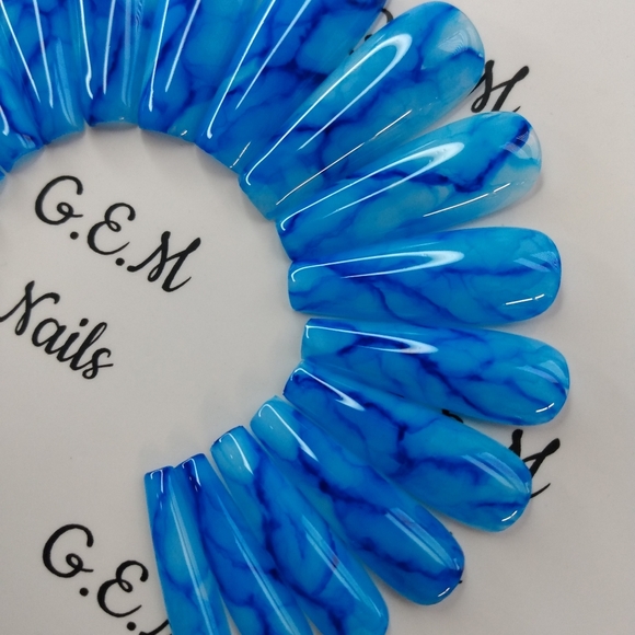 Press on nails (long coffin) - Picture 3 of 3